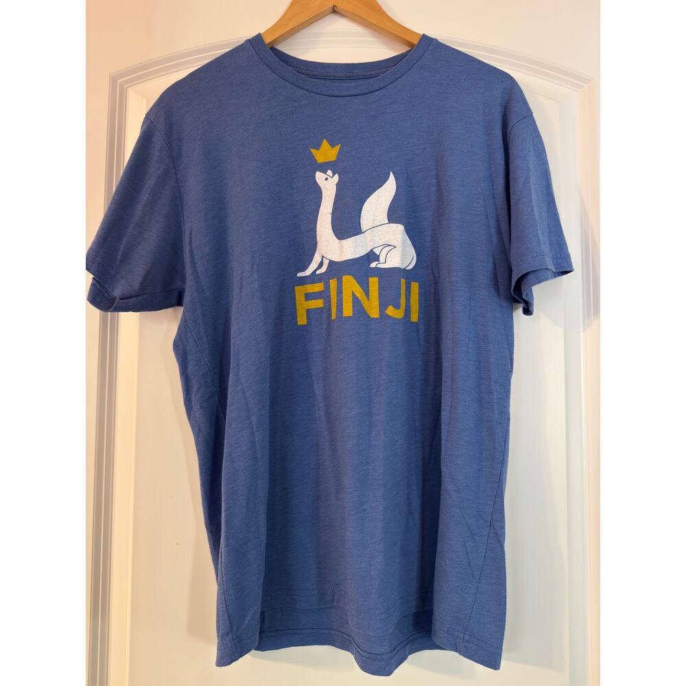 Finji Graphic T-Shirt - Medium